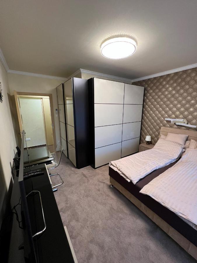 Parizsi Udvar Premium Apartman Apartment Дебрецен Екстериор снимка